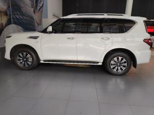Nissan Patrol 5.6 V8 LE Premium - Image 7