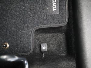 Toyota Vitz 1.0 XR auto - Image 19