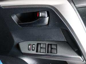 Toyota RAV4 2.0 GX auto - Image 19