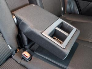 Toyota RAV4 2.0 GX auto - Image 20
