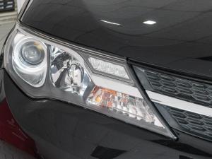 Toyota RAV4 2.0 GX - Image 15