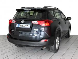 Toyota RAV4 2.0 GX - Image 7
