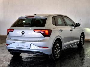 Volkswagen Polo hatch 1.0TSI - Image 10