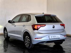 Volkswagen Polo hatch 1.0TSI - Image 8