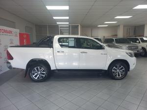 Toyota Hilux 2.8GD-6 double cab Raider auto - Image 8