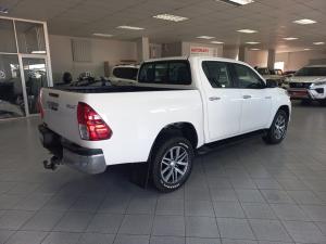 Toyota Hilux 2.8GD-6 double cab Raider auto - Image 3