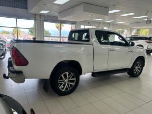 Toyota Hilux 2.8GD-6 Xtra cab Legend 50 auto - Image 3