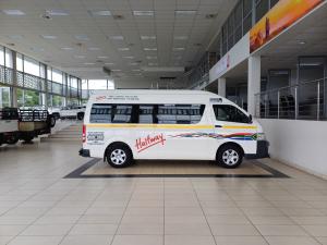 Toyota Hiace 2.5D-4D Ses-fikile 16-seater - Image 3