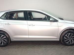 Volkswagen Polo 1.0 TSI Life - Image 6