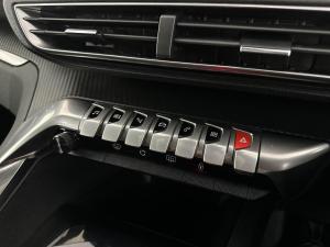 Peugeot 3008 2.0 HDI Active - Image 8