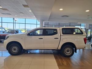 Nissan Navara 2.5DDTi double cab SE auto - Image 2