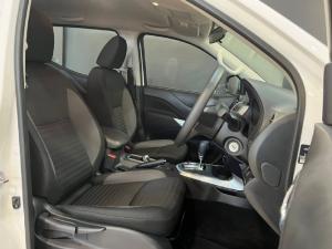 Nissan Navara 2.5DDTi double cab SE auto - Image 5