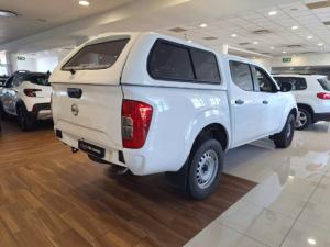 Nissan Navara 2.5DDTi double cab SE auto - Image 9