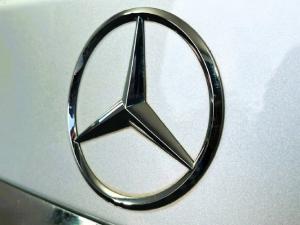 Mercedes-Benz C-Class C180 - Image 12