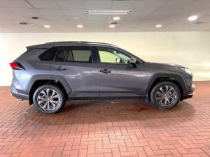 Toyota RAV4 2.0 GX-R AWD - Image 2