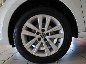 Volkswagen Polo Vivo hatch 1.6 Comfortline auto - Image 28