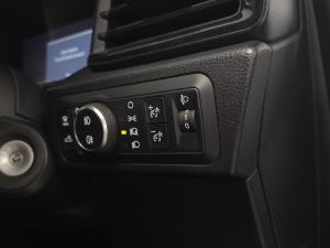 Volkswagen Amarok 2.0BiTDI double cab Life 4Motion - Image 12