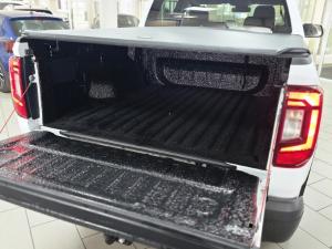 Volkswagen Amarok 2.0BiTDI double cab Life 4Motion - Image 14