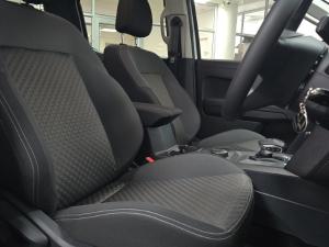 Volkswagen Amarok 2.0BiTDI double cab Life 4Motion - Image 3