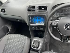 Volkswagen Polo Vivo hatch 1.4 Life - Image 8