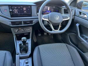 Volkswagen Polo hatch 1.0TSI - Image 11