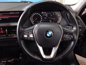 BMW 1 Series 118i Sport Line - Image 11