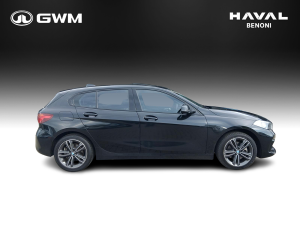 BMW 1 Series 118i Sport Line - Image 4