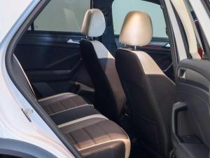 Volkswagen T-Roc 2.0TSI 140kW 4Motion R-Line - Image 49