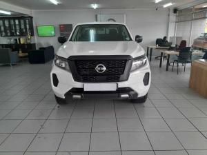 Nissan Navara 2.5DDTI SE Plus automatic D/C - Image 2