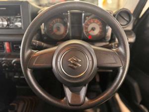 Suzuki Jimny 1.5 GA - Image 13