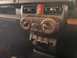Suzuki Jimny 1.5 GA - Image 16