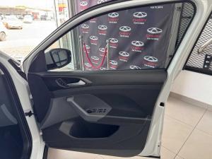 Volkswagen T-CROSS 1.0 TSI Comfortline DSG - Image 15