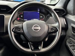 Nissan Magnite 1.0 Turbo Acenta Kuro manual - Image 11
