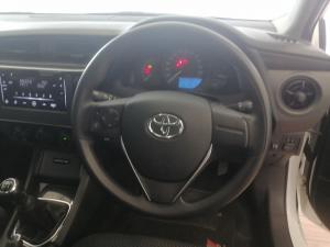 Toyota Corolla Quest 1.8 Plus manual - Image 8