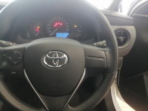 Toyota Corolla Quest 1.8 Plus manual - Image 10