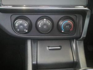 Toyota Corolla Quest 1.8 Plus manual - Image 18