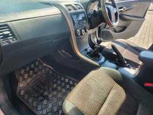 Toyota Corolla Quest 1.6 - Image 6