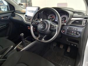 Suzuki Baleno 1.5 GLX manual - Image 11