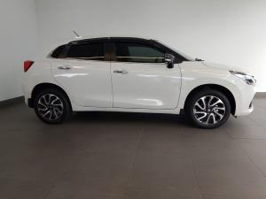 Suzuki Baleno 1.5 GLX manual - Image 8