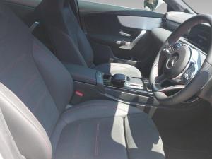 Mercedes-Benz CLA CLA200 Progressive - Image 11