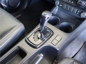 Toyota Hilux 2.8GD-6 double cab Legend auto - Image 11