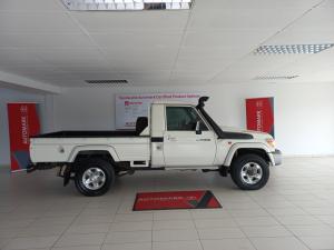 Toyota Land Cruiser 79 4.5D-4D V8 single cab LX - Image 4