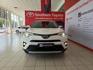 Toyota RAV4 2.0 GX auto - Image 4