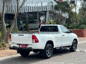 Toyota Hilux 2.4GD-6 single cab Raider manual - Image 2