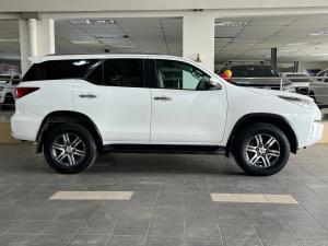 Toyota Fortuner 2.4GD-6 4x4 auto - Image 3