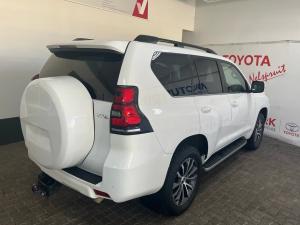 Toyota Land Cruiser Prado 2.8GD VX-L - Image 2