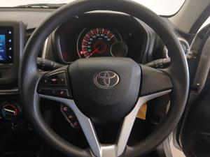 Toyota Vitz 1.0 XR manual - Image 8