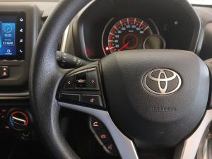 Toyota Vitz 1.0 XR manual - Image 9