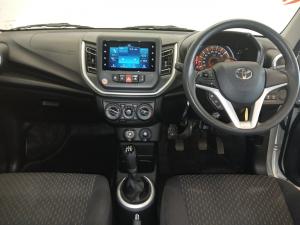 Toyota Vitz 1.0 XR manual - Image 6
