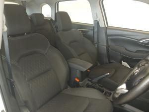 Toyota Urban Cruiser 1.5 XR auto - Image 15